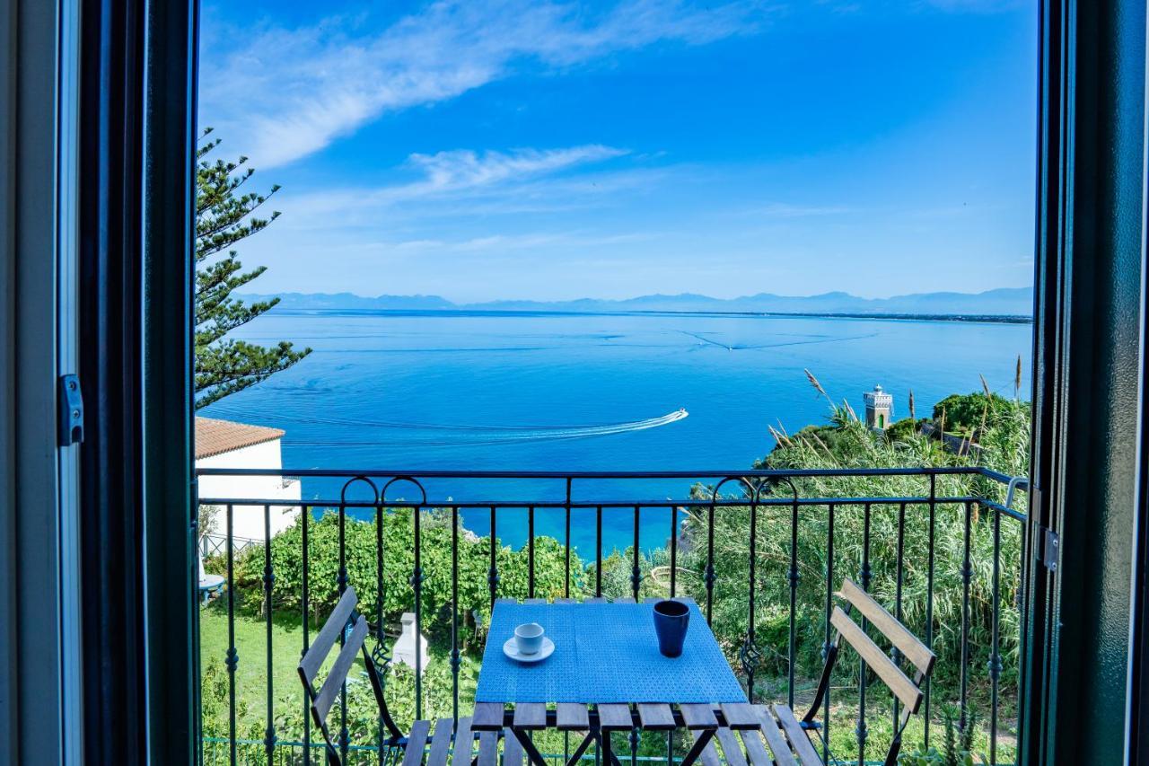 Borgo Dei Saraceni - Suites & Apartments Агрополи Экстерьер фото