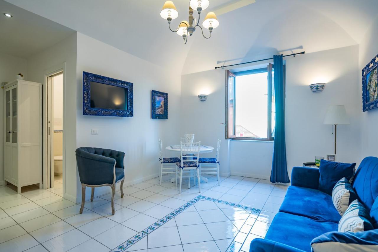 Borgo Dei Saraceni - Suites & Apartments Агрополи Экстерьер фото